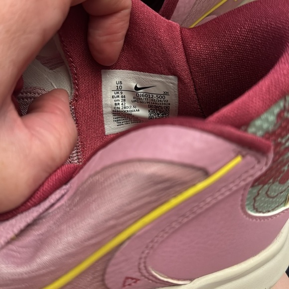 Nike Mens Kyrie Low 5 ‘Orchid’ DJ6012-500 size 10 main image 6
